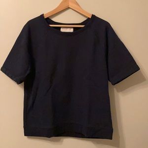 Everlane Short Sleeve sweatshirt